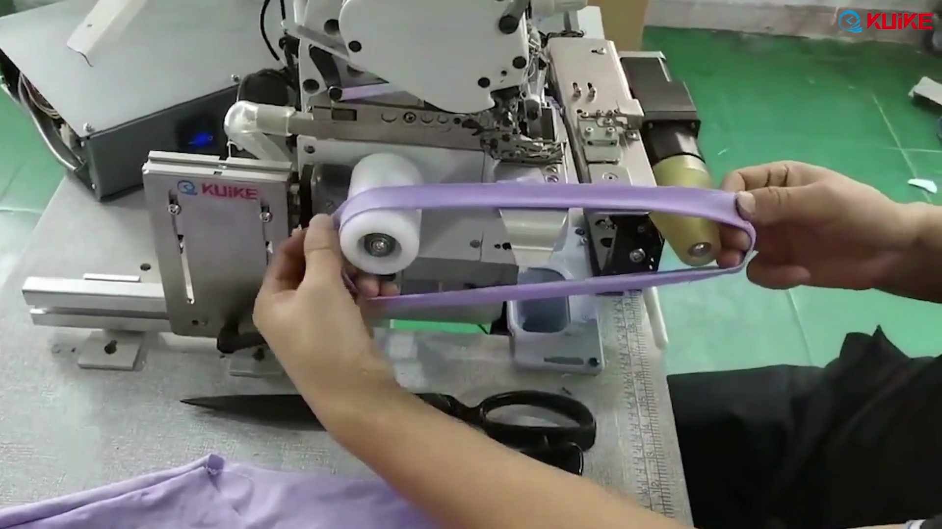 Automatic Round Collar Sewing Machine  Model   QK-343-3