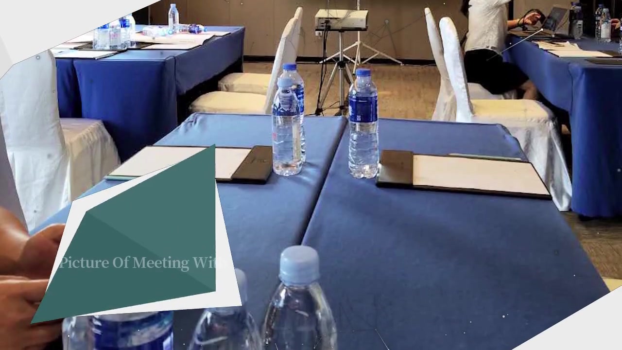 Picture Of Meeting With Customers In September 2016