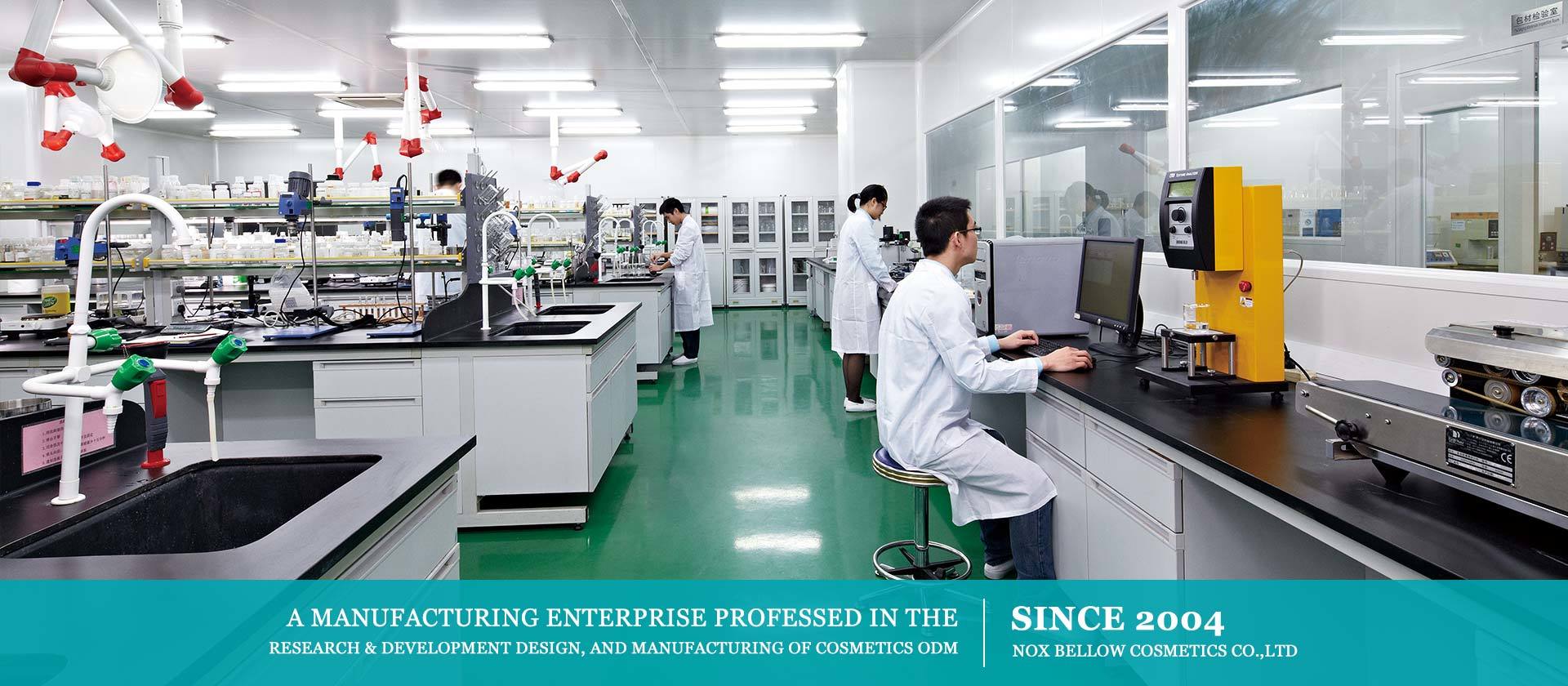 Produttore di salviettine umidificate professionali e maschera facciale