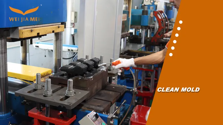 Clean mold: in-die maintenance systems such as washers WJM