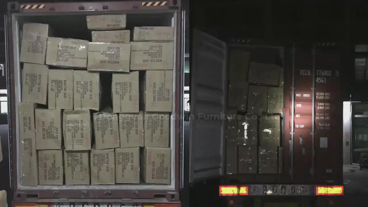 Loading container