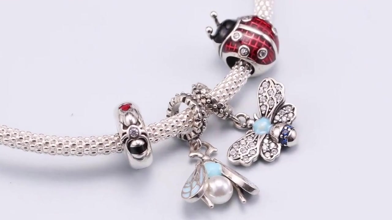 Charm deals bracelet manufacturers