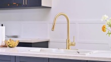Gold Touch Kitchen Faucets with Pull Down Sprayer Brass Single Handle Automatic Kitchen Sink Faucet with Pull Out Sprayer Smart Kitchen Faucet Gold, Stainless Steel Kitchen Faucet Brushed Gold