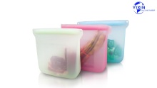 China Best BPA free Leakproof Fresh Vacuum Ziplock Reusable Silicone Food Storage Bag Supplier manufacturers-Yixin