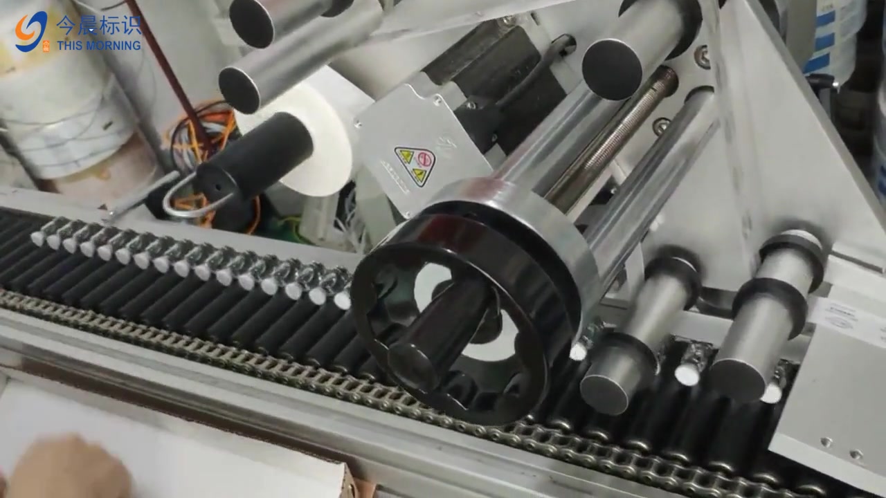 Оптовая автоматическая маркировка бутылки машина завод цена-Dongning