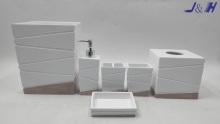 Polyresin-Matt White Sculpt Slanted Lines Resin Bathroom Accessory